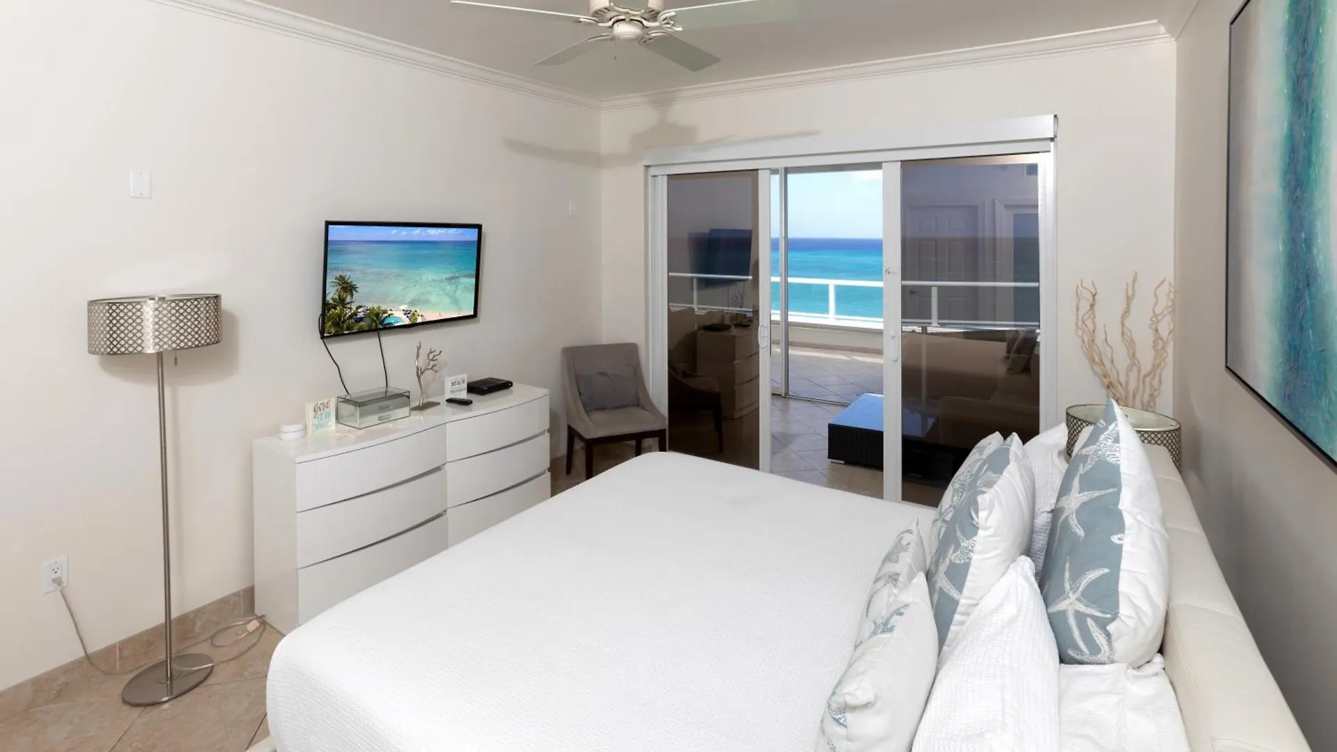 Apartman South Bay Beach Club 31- 3 Bedroom 2 Bathroom Unit George Town